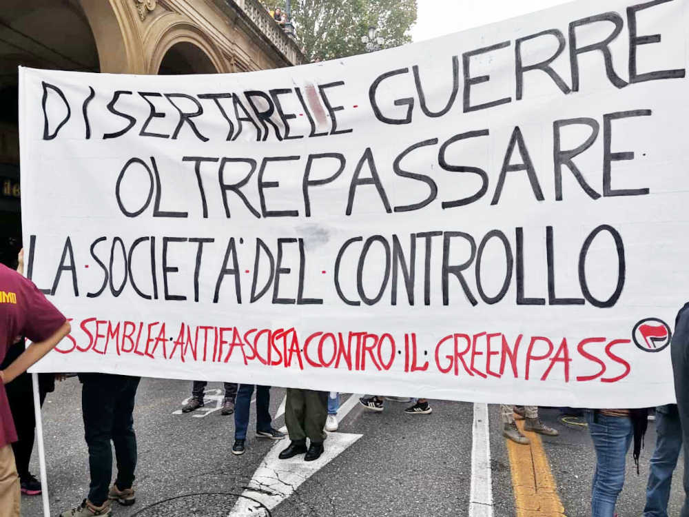Manifestazione a Bologna - Assemblea Antifascista contro il Green Pass