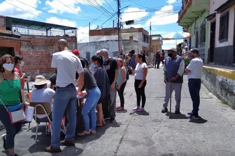 Loi des Cités communales: « révolution dans la révolution » au Venezuela