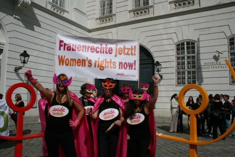 Frauenrechte ins EU-Lieferkettengesetz!