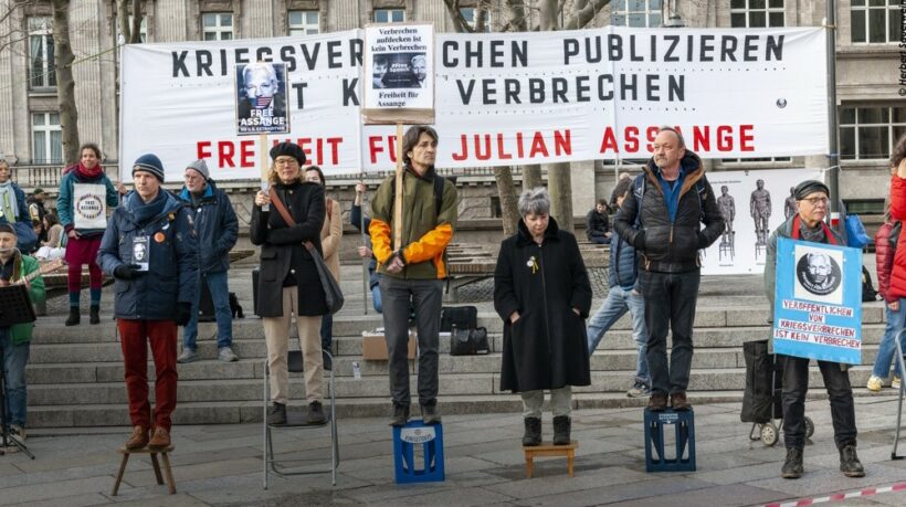 Solidarität mit Julian Assange!