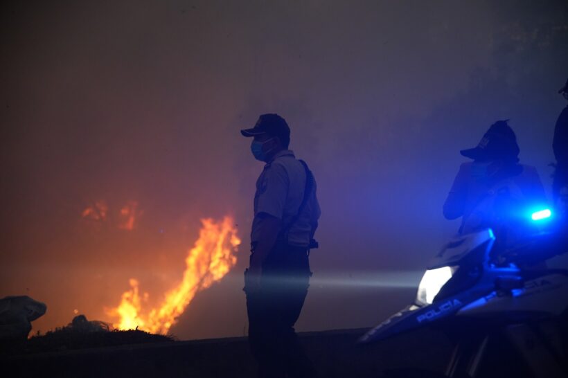 Incendios forestales en Quito 02 / Carlos Noriega