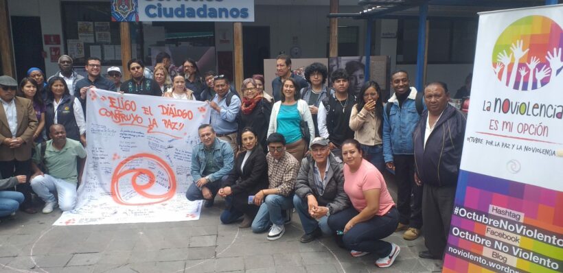 Celebrando el arranque de Octubre No Violento 2024 en Quito.