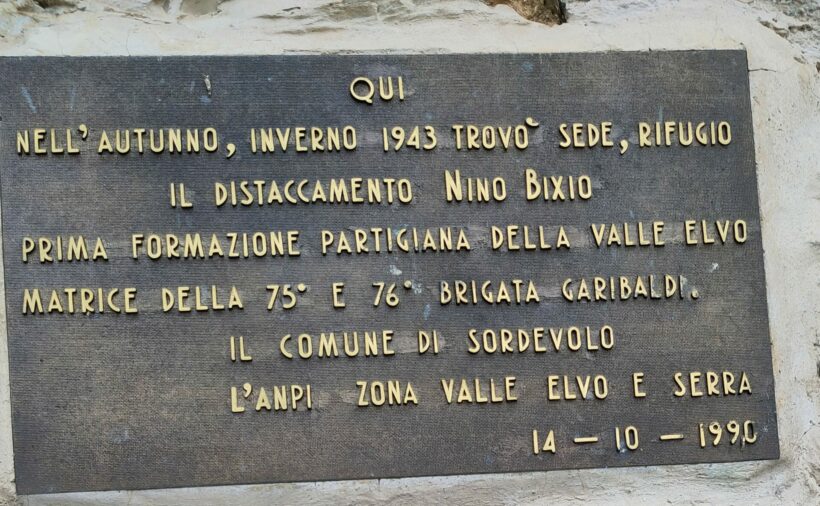 Lapide in un alpeggio del Biellese