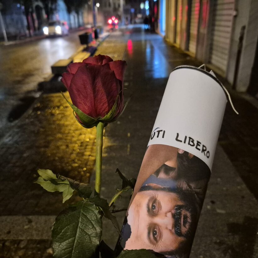 una rosa e un volantino pro pal