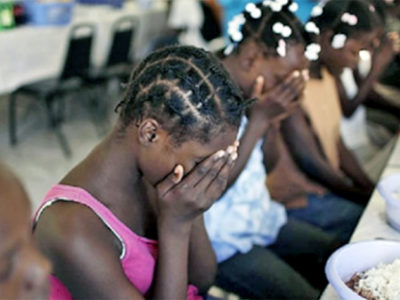 Niñas rescatadas de la trata de personas en Ghana, atendidas en un refugio creado para las víctimas infantiles de este delito.