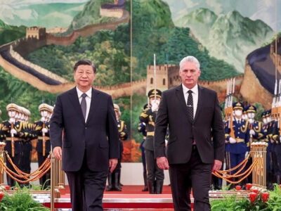 Chinese President Xi Jinping holds a ceremony to welcome Cuban President Miguel Diaz-Canel prior to their talks at the Great Hall of the People in Beijing, China, November 25, 2022.