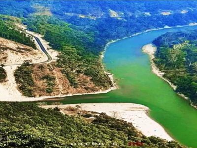 The beautiful Teesta River links India and Bangladesh