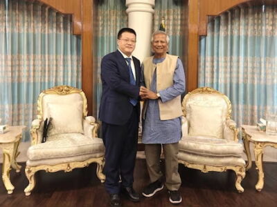 Ambassador of China to Bangladesh Yao Wen with Muhammad Yunus, Chief Adviser of Interim Government of Bangladesh, August, 2024.