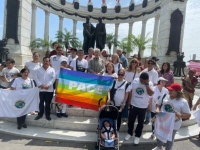 Encuentro del equipo base de la Marcha con  integrantes de MSGSV Ecuador en la Rotonda del Malecón Simón Bolívar, Guayaquil