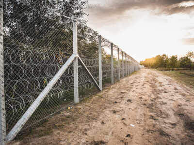 Hungary-Serbia_border_barrier