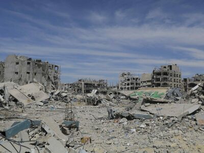 1080px-Destruction_caused_by_Israeli_bombing_of_Jabalia_camp,_Gaza_Strip