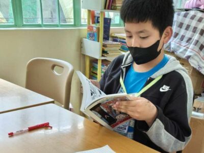 VISUAL STORYTELLING, REAL IMPACT. During class break, a student dives into new worlds—where every panel brings a moment of escape, inspiration, and joy. Manga isn’t just a break, it’s a passion.
Photo contributed by Daphane Melecio.