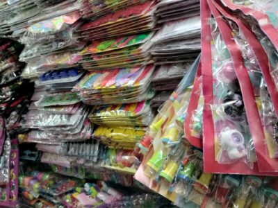 Unauthorized and unlabeled toys bought from Binondo, Manila are resold by ambulant vendors and stores near schools.