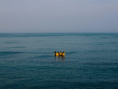 migranti in mare