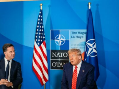 “Remarks by the NATO Secretary General and the President of the United States - 2025 NATO Summit in The Hague” di NATO North Atlantic Treaty Organization, CC BY-NC-ND 4.0