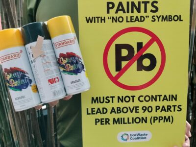 Despite their high lead content, these paints carry the no lead symbol in clear violation of the consumer right to truthful product information.