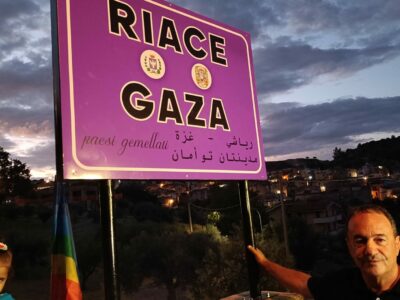 cartello Gaza Riace