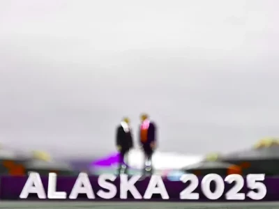 Photo above manipulated by the author, based on “US President Donald Trump and Russian President Vladimir Putin pose on the tarmac after arriving at Joint Base Elmendorf-Richardson in Anchorage, Alaska, on Friday.