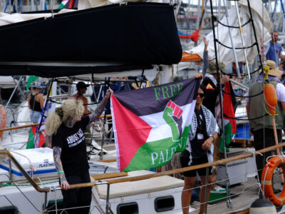 Barcelona (ESP), Spain August 31, 2025 - The public watches the departure of the Global Sumud Flotilla, the largest international civil action ever organized by sea in solidarity with the Palestinian people