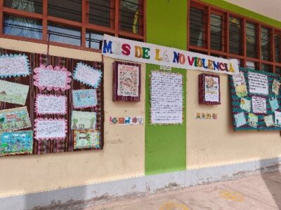 Foto: Yaneth Honor C. El mes de la No Violencia en la Escuela César Vallejo, Cusco, Perú