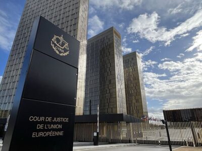 Palais_de_la_Cour_de_Justice_CJEU_March_2023_Sign,_Towers_C,B_and_A_and_the_Anneau_buiding-Luxofluxo