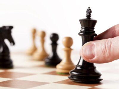 Grossmächte versuchen, das internationale Machtspiel zu gewinnen und ihre Macht zu erhalten. © lusla83/Depositphotos